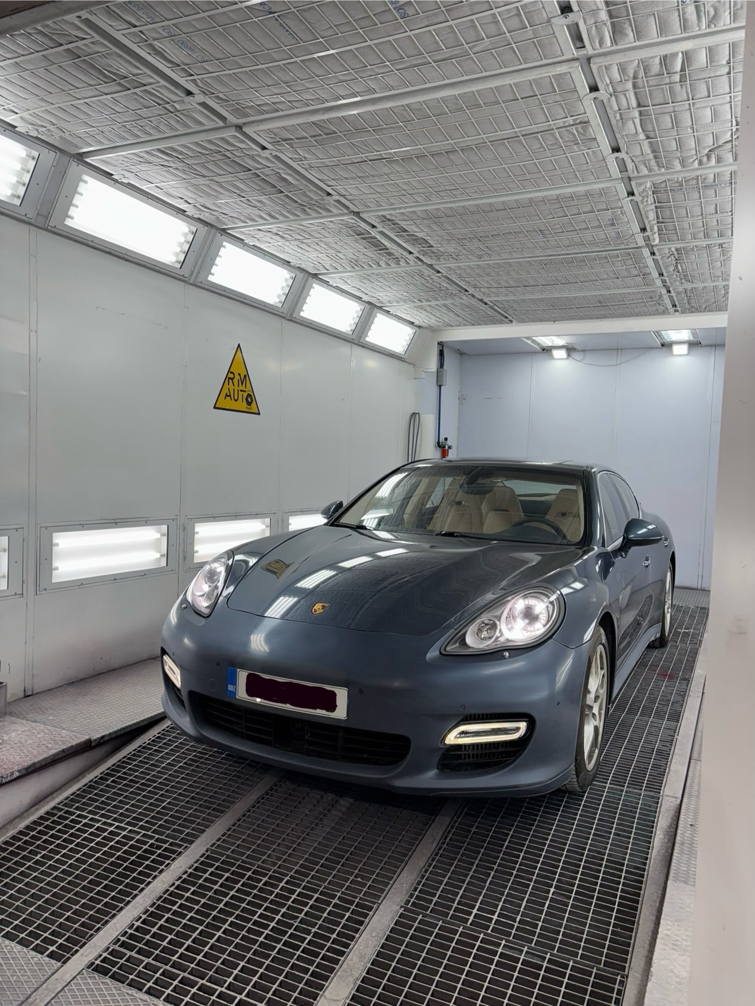 Porsche Panamera cabina