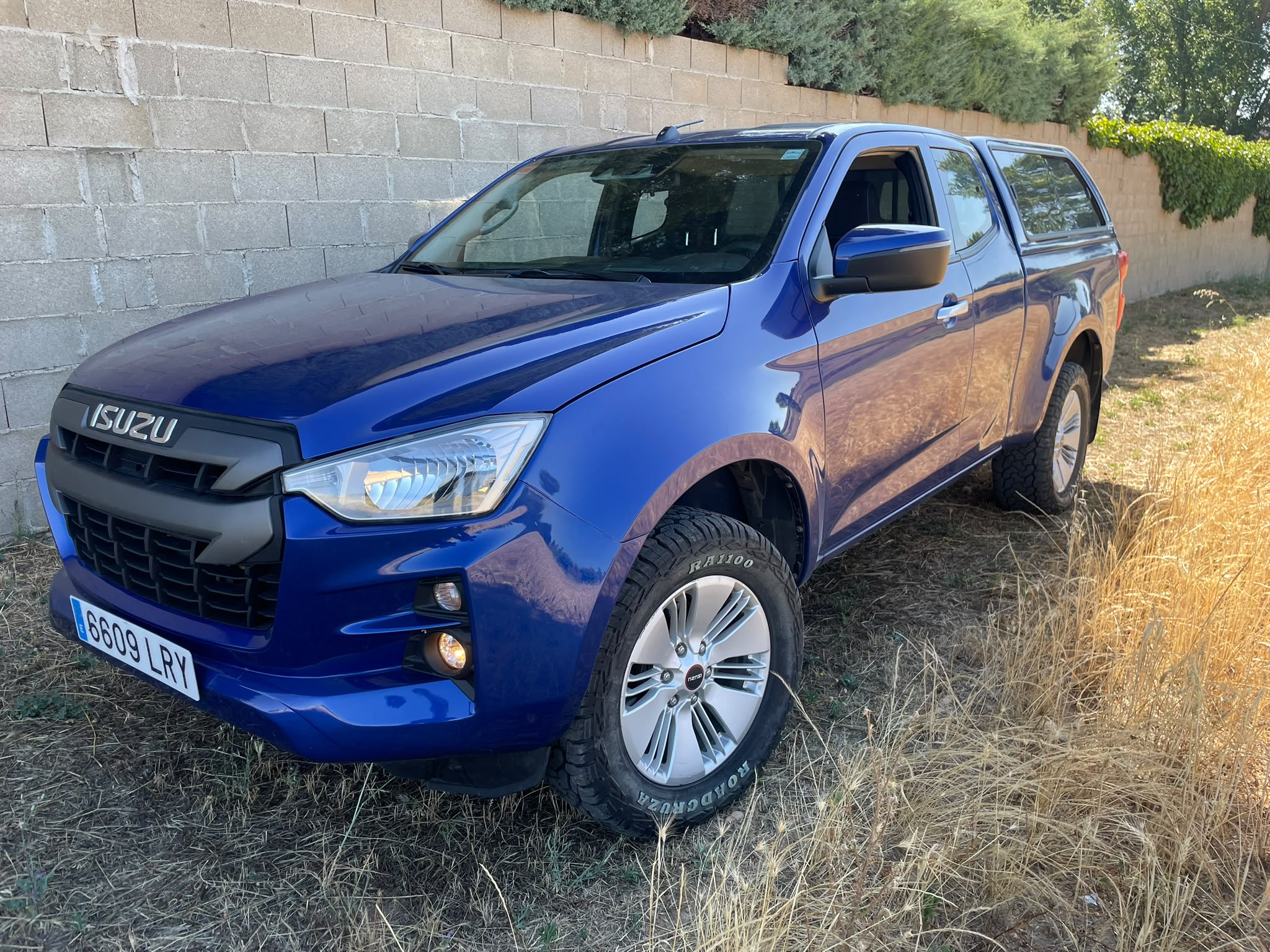 ISUZU D-MAX
